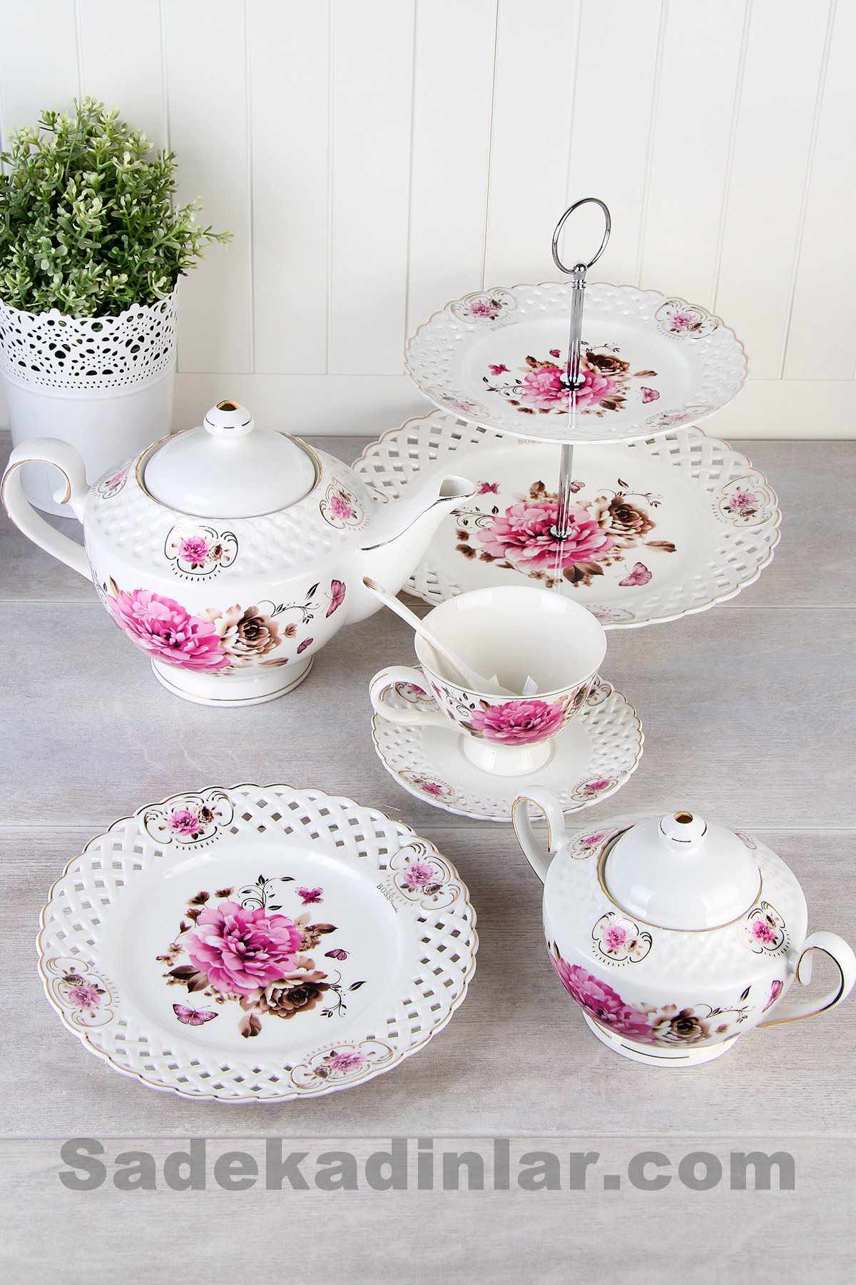 porselen delikli çiçek desenli çay takımı